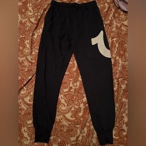 True religion joggers size small